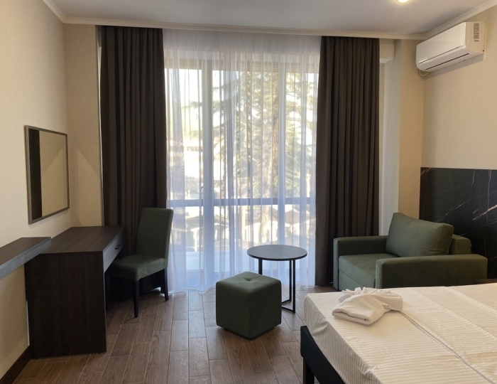 Люкс - Отель Royal Riviera / Роял Ривьера Гагра